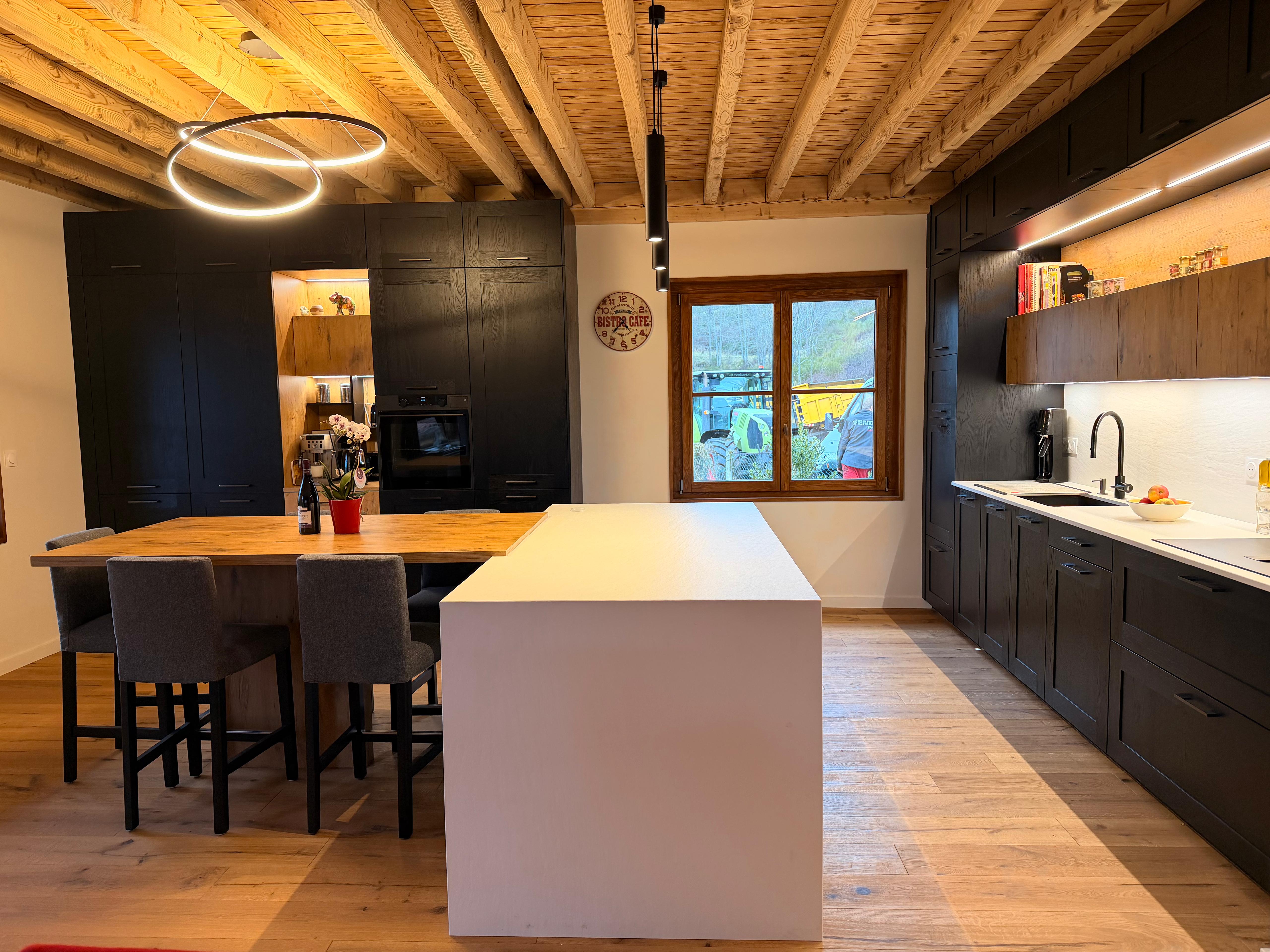 Cuisine Saint-Just-en-Bas – Atelier Genèse